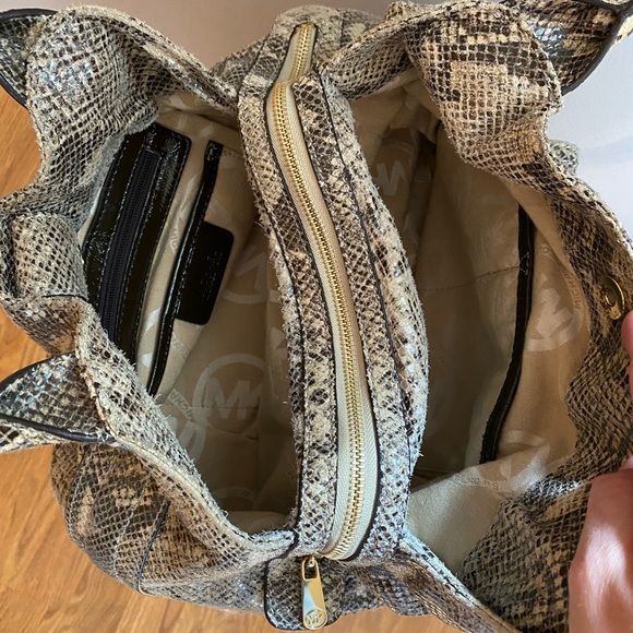 Michael Kors snake print purse - Picture 3 of 5